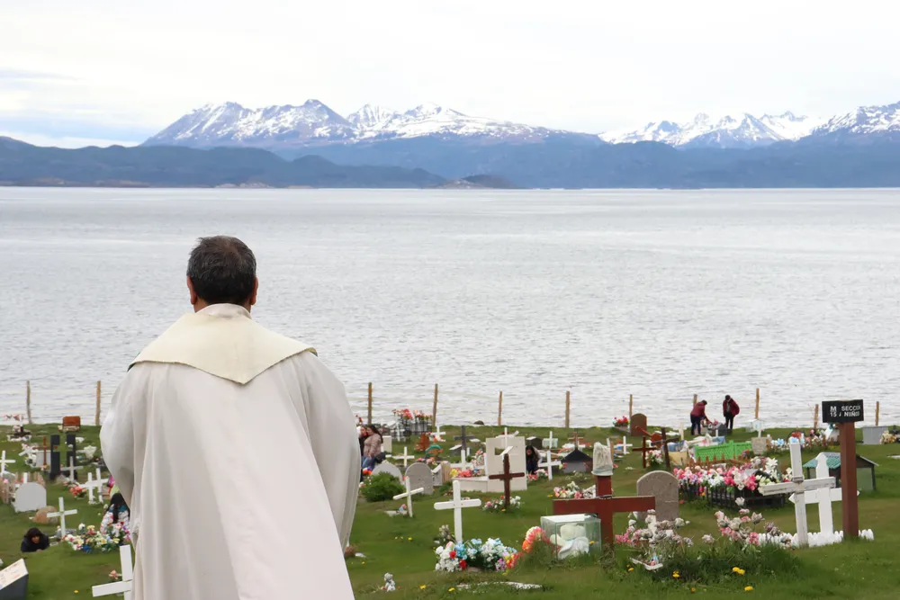 Padre Olmedo Cementerio Parque del Mar 