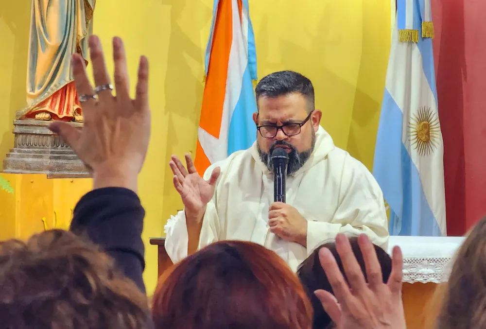 Misa padre Martín Lampa 